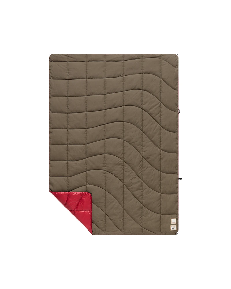 Snow Peak SP X Rumpl Nanoloft® Takibi Blanket In Pro 3 Snow Peak SP X Rumpl Nanoloft® Takibi Blanket In Pro