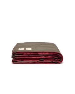 Snow Peak SP X Rumpl Nanoloft® Takibi Blanket In Pro 18 Snow Peak SP X Rumpl Nanoloft® Takibi Blanket In Pro -Snow Peak Shop 20240718 19 Rumpl 00170 SnowPeakTakibi Folded HR UPDATED png