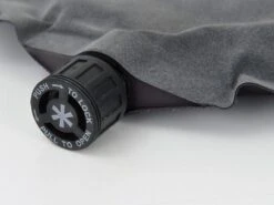 Snow Peak Teleko Inflatable Mat -Snow Peak Shop 3 f6125cd3 6c68 445b b127 9c2a1689e3cf