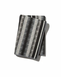 AW22 Snow Peak X Pendleton Icon Blanket