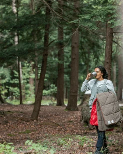 Snow Peak SP X Rumpl Nanoloft® Takibi Blanket In Pro 21 Snow Peak SP X Rumpl Nanoloft® Takibi Blanket In Pro -Snow Peak Shop SnowpeakXRumple Camp 17 jpg