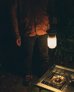 Snow Peak Home & Camp Lantern -Snow Peak Shop es 080 bk lifestyle 09