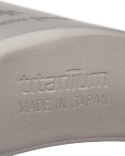 Snow Peak Titanium Flask L 10 Snow Peak Titanium Flask L -Snow Peak Shop titanium flask L t 013 alt 04