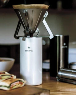 Snow Peak Kanpai Bottle 350ml -Snow Peak Shop tw 070r system bottle 350ml lifestyle 17 1